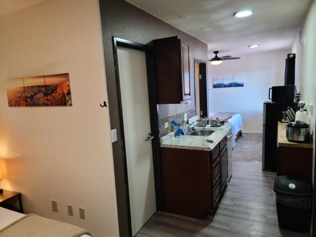 069B Comfortable Suite With Kitchenette And King Bed Near South Rim Sleeps 4 Valle Eksteriør bilde